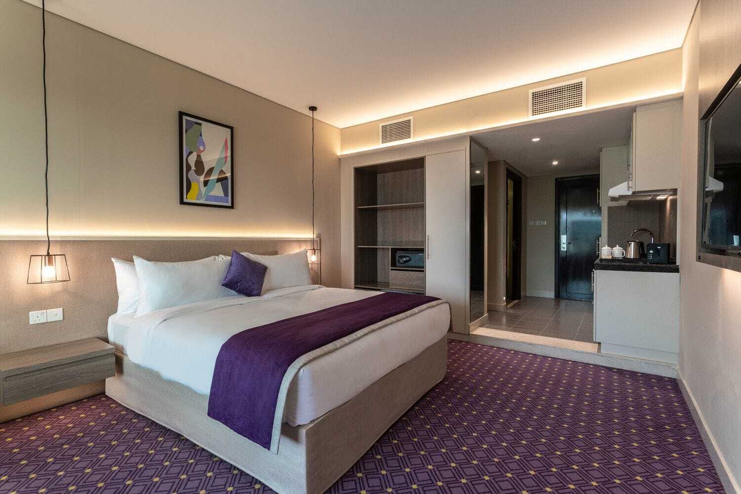 Leva Hotel Mazaya Centre Дубай Экстерьер фото